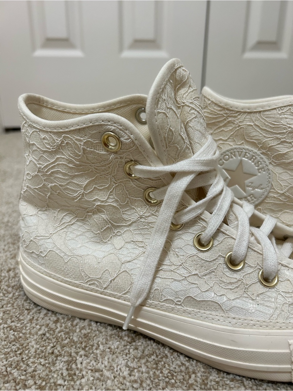Converse chuck taylor all star lace in cream/egret gold bridal like new - Picture 3 of 14